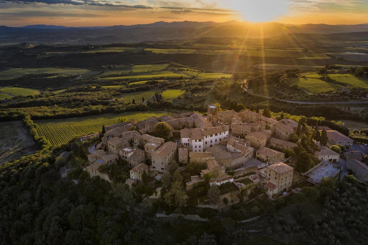 La Togata Hotellerie De Charme Relais Il Terrazzo Montalcino Buitenkant foto