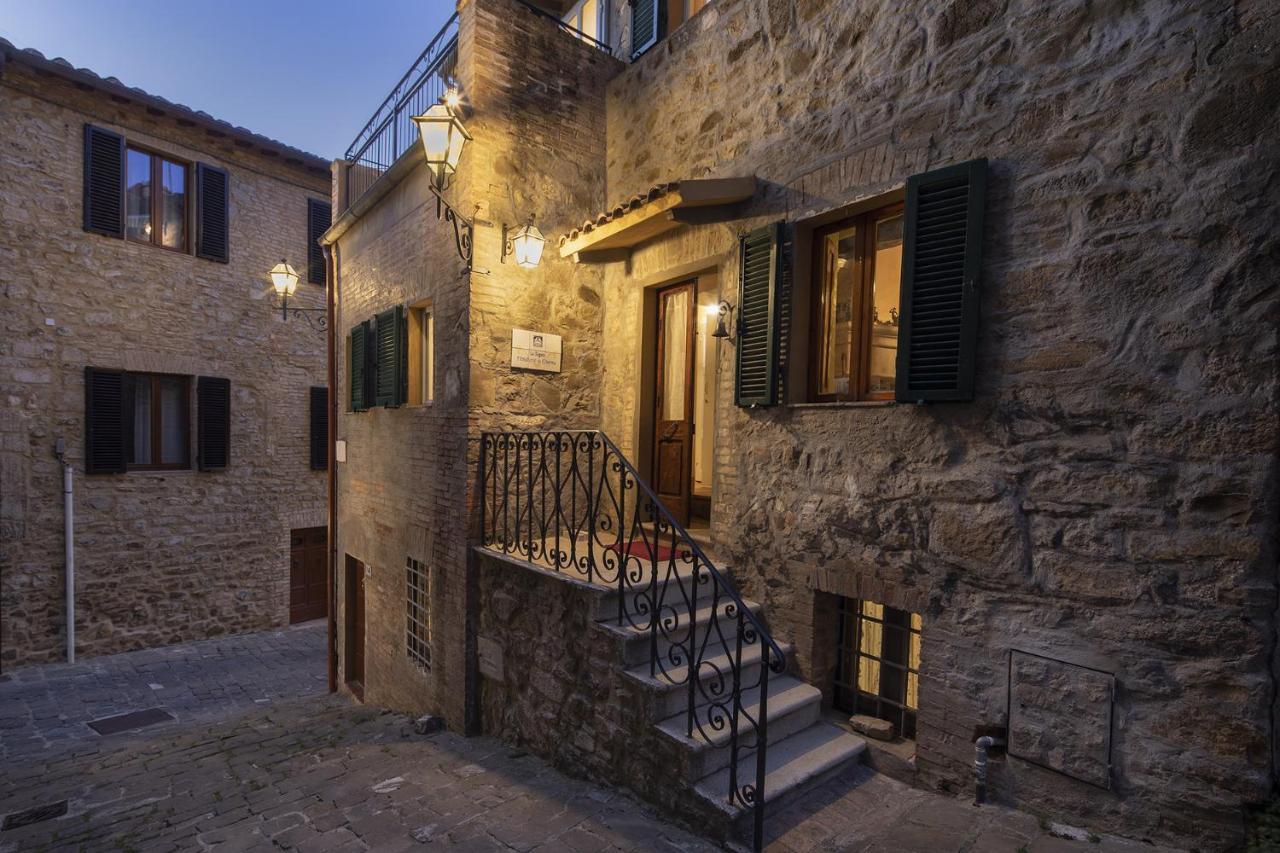 La Togata Hotellerie De Charme Relais Il Terrazzo Montalcino Buitenkant foto