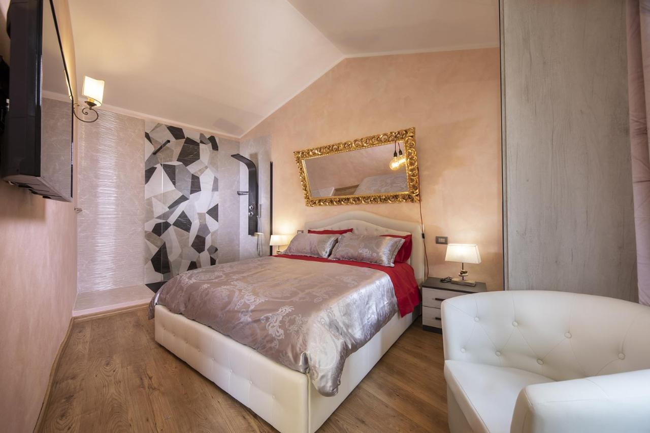 La Togata Hotellerie De Charme Relais Il Terrazzo Montalcino Buitenkant foto